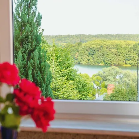 Mira - Mira Z Widokiem Na Jezioro Guest house Chmielno