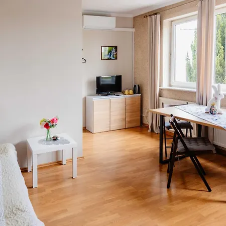 Mira - Mira Z Widokiem Na Jezioro Guest house *