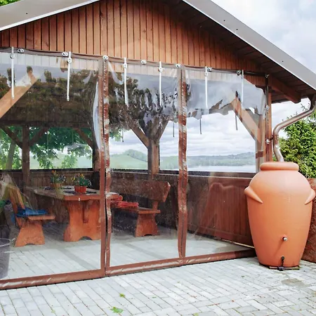 Casa de hóspedes Mira - Mira Z Widokiem 3*