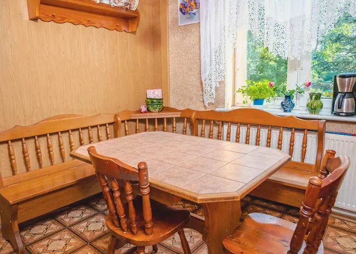 Mira - Mira Z Widokiem 3*