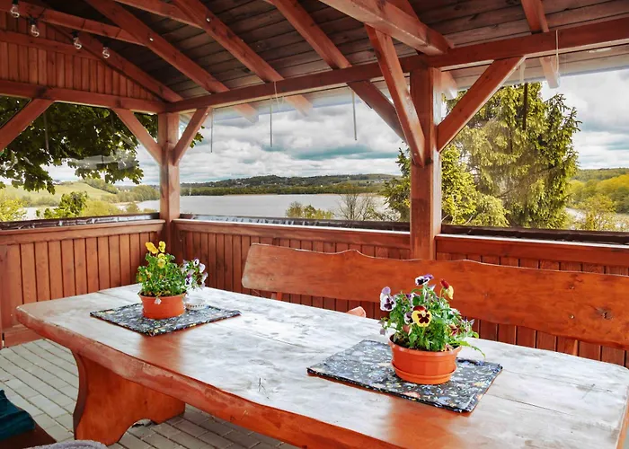 Mira - Mira Z Widokiem 招待所 3*